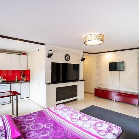 Studio - Koshevogo Street Nikolayev Ngoại thất bức ảnh